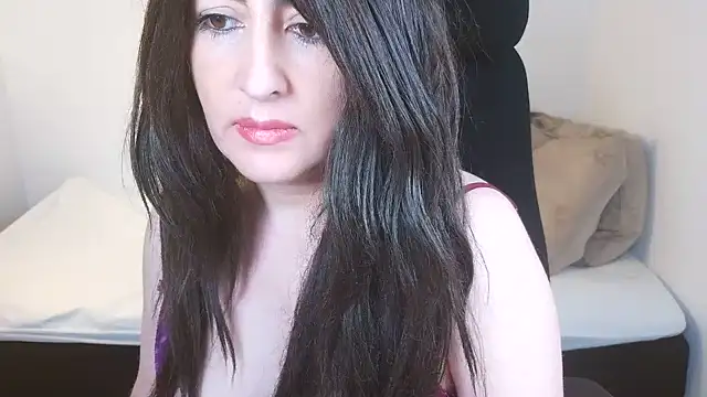 naughty_sarahh