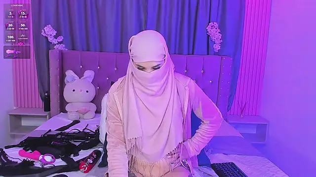 Nayla-Mouna