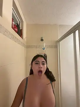 webcam online Monica17