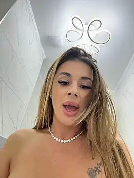 IsabellaEtthan live sex cam