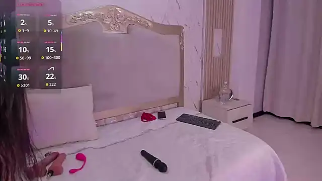 Claire_Vega