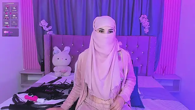 Nayla-Mouna