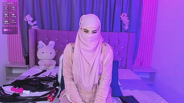 Nayla-Mouna webcam