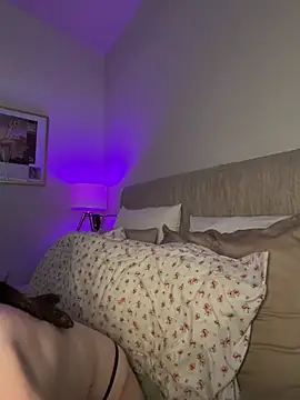 _sloane live cam on StripChat