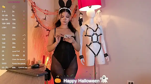 conniecuteE