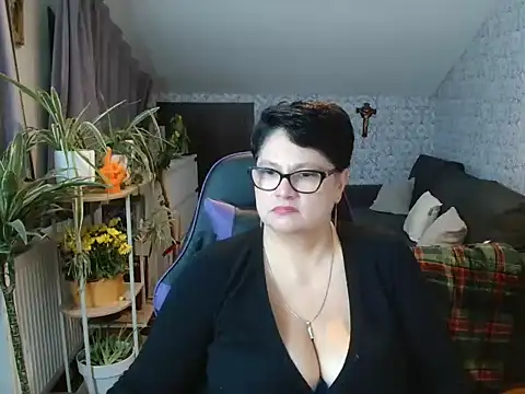 Newgirl4you live cam preview