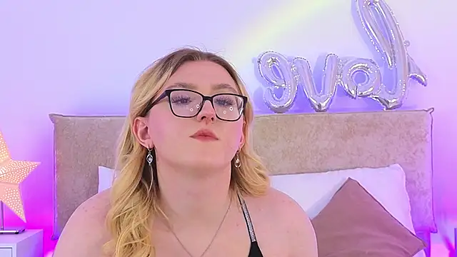 Jules_night live cam preview