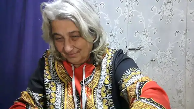 ExquisiteMature live cam preview