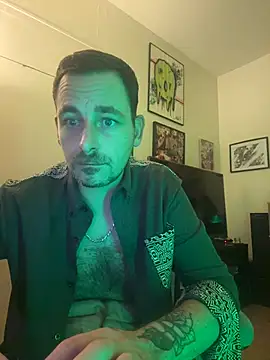 defbond420 live cam preview