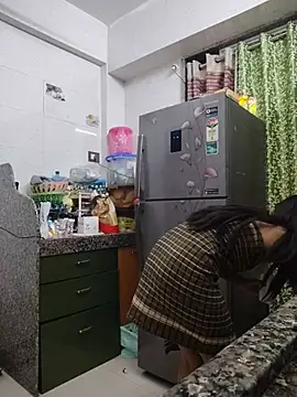 preeti-singh07 (F teen) - boobs show