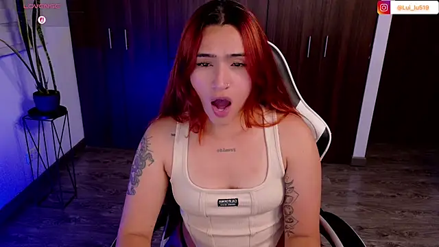 ImLui_lu live cam on StripChat
