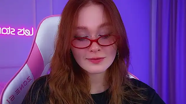 AgataFoxley live cam on StripChat