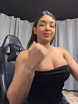 public voyeur cam Jenn Fit