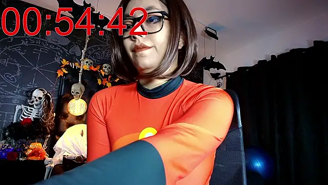 Alex（AlexHoe_）