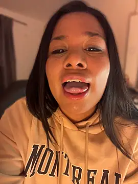 Rashell1_Queen