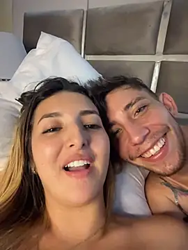 Luke_and_Liah live cam on StripChat
