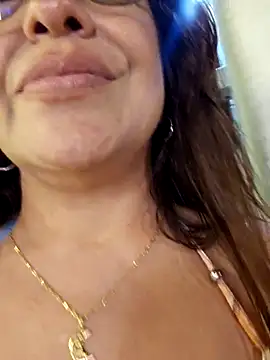 Ariana_Wayne