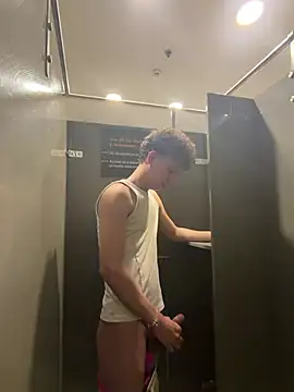 yoursexyjose webcam