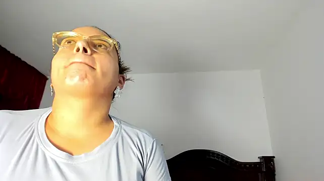 milkqueenboobs live cam preview