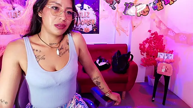 Lilith_Mills live cam preview