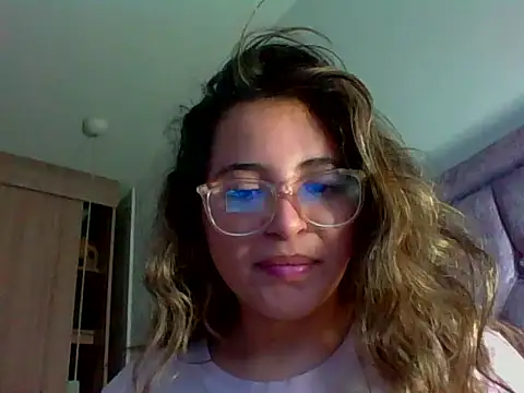 scarlett_bella
