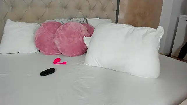JennaMyers live cam on StripChat