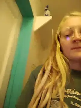 xomikaylaxo
