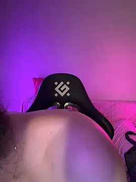 Your_insomniya live cam preview