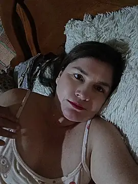 SiennaBelrose live cam on StripChat