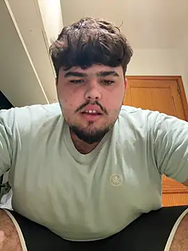 yannick04 (M twink) - Ticket show cum