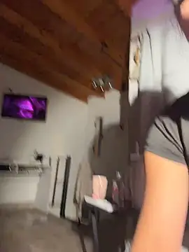 MiaFoxie_