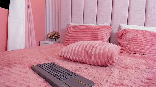 naira_velvett