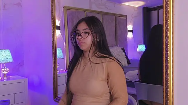 MarianaGarciaa__ live cam preview