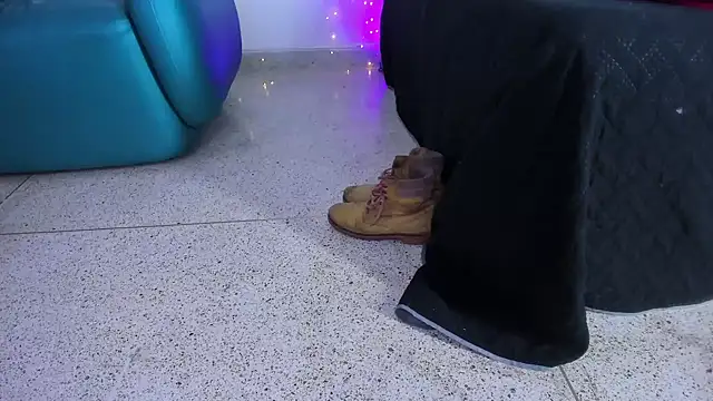 Esterlindez live cam preview
