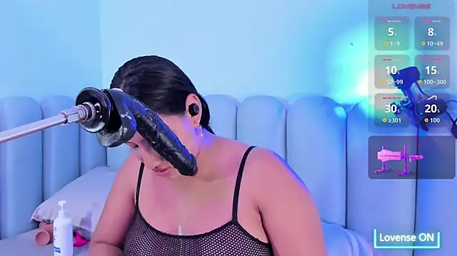 veronica_bigass