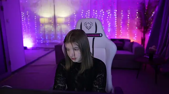Tessa_054