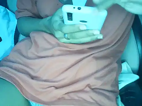 Emma_Arisha live cam preview