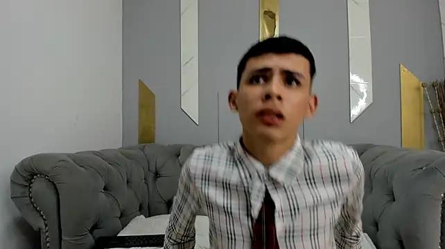 santi_twinkguy