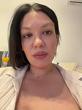 ClaraPasssion live cam on StripChat