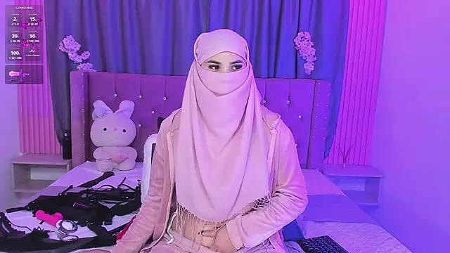 Nayla-Mouna