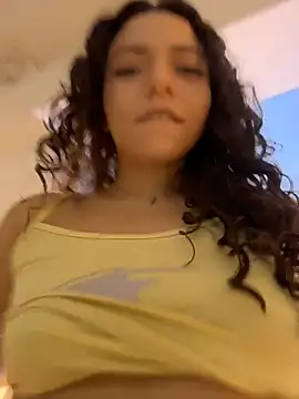 Show webcam en direct avec Mia_honey3 - Jouets Lovense interactifs disponibles