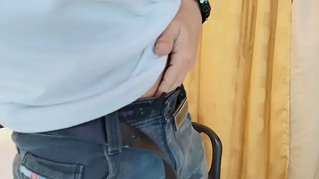MATHY_ROBERT2 live cam preview