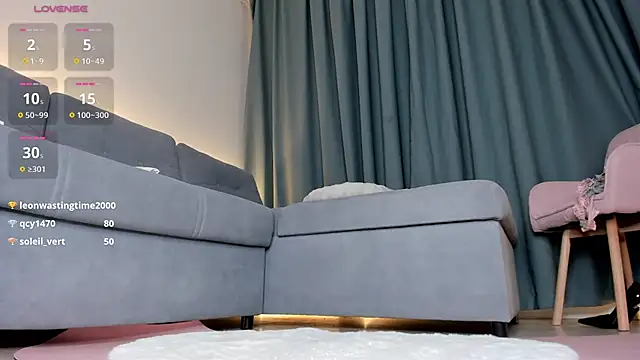 la_kivi (F teen) - :gift: get naked :gift: