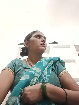 nishababy12 (F milf) - Full open show dungi