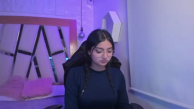 Mia_Cherry08_