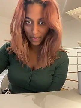 DonnaShy live cam on StripChat