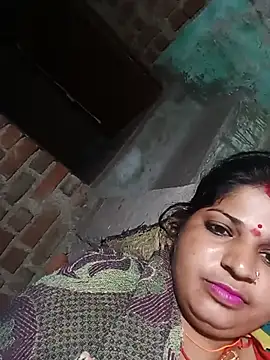 Joohi_Chawla143 live cam on StripChat