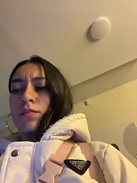 Tita_ec live cam on StripChat