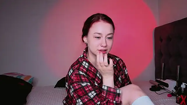 Cat_Rina2k live cam on StripChat