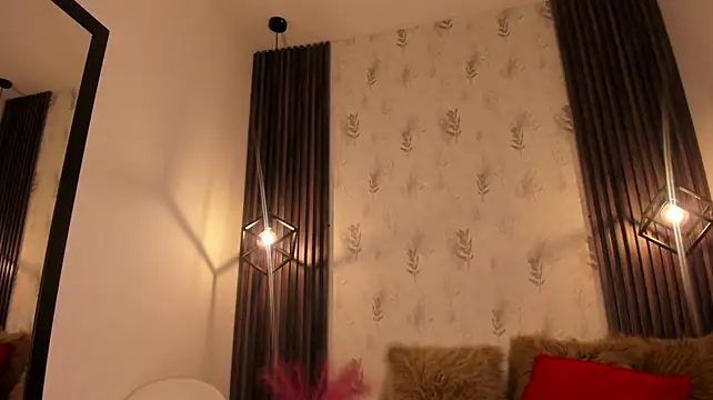 NahomyCarther live cam on StripChat